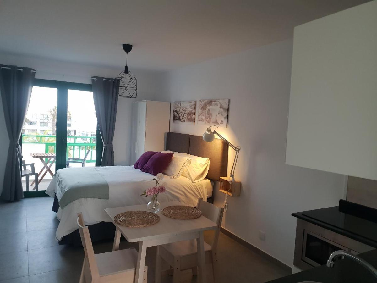 Apartamentos Cataira Costa Teguise Bagian luar foto